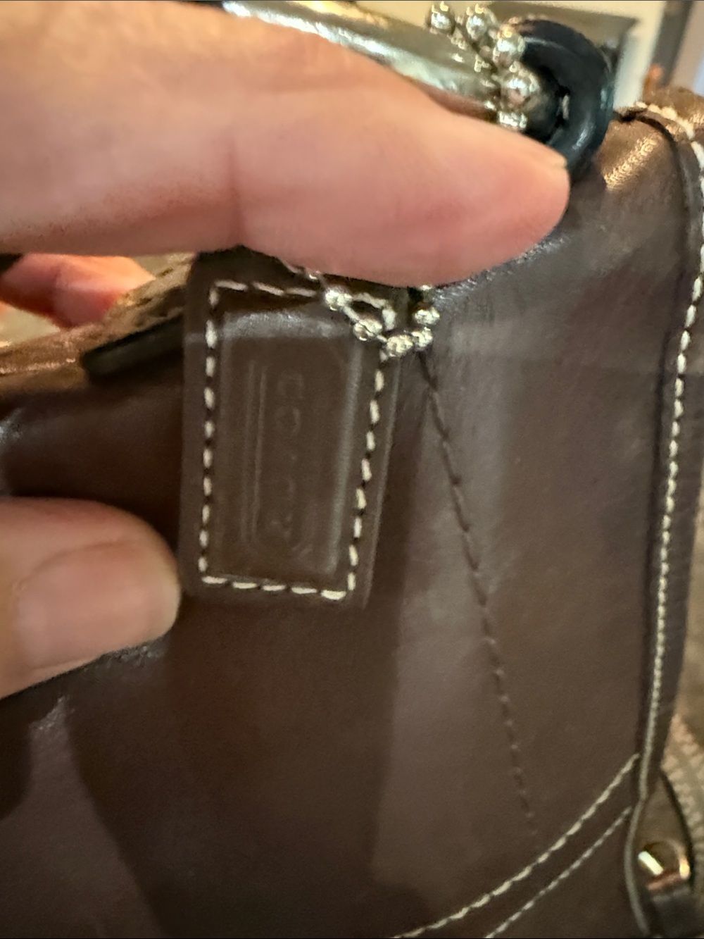 Vintage Y2K Coach SoHo Brown Leather Small Crossbody with White Stitching - Picture 5 of 13